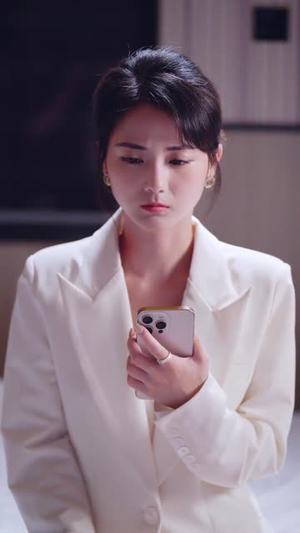 花期已尽陌路无归（73集）短剧热映全集免费刷